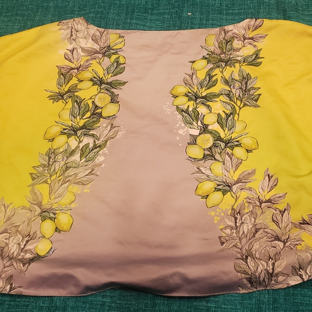 Lemon or lime crop top
